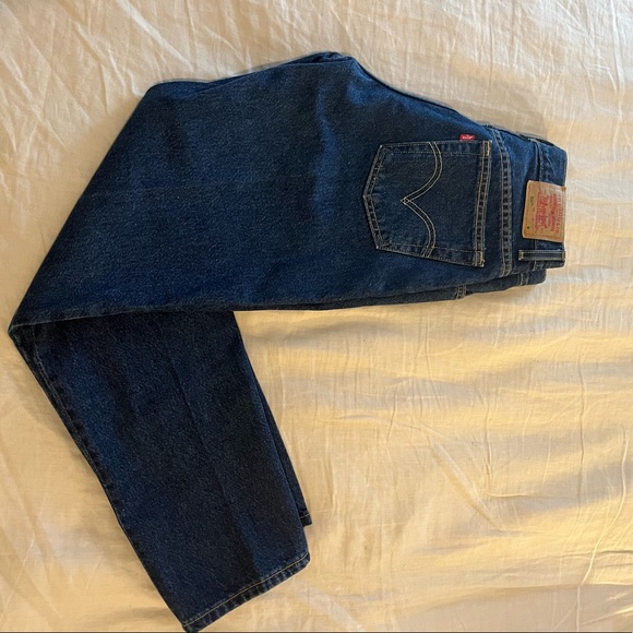 Vintage Levi’s 550 high waisted jeans - Picture 6 of 10